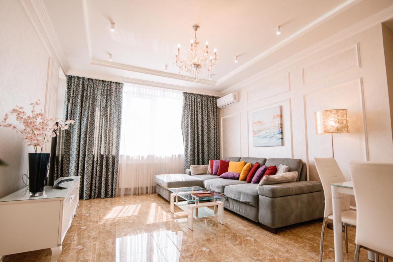 Luxury For Business & Pleasure Royal 1 Lejlighed Kiev Eksteriør billede