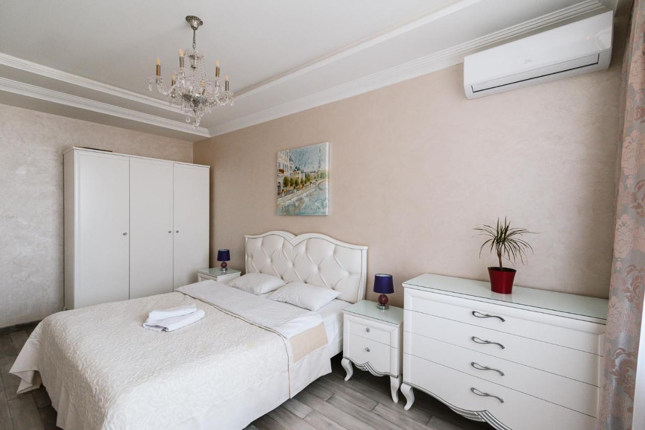 Luxury For Business & Pleasure Royal 1 Lejlighed Kiev Eksteriør billede